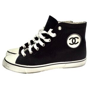 CHANEL 1980s CC Black High Top Sneakers
